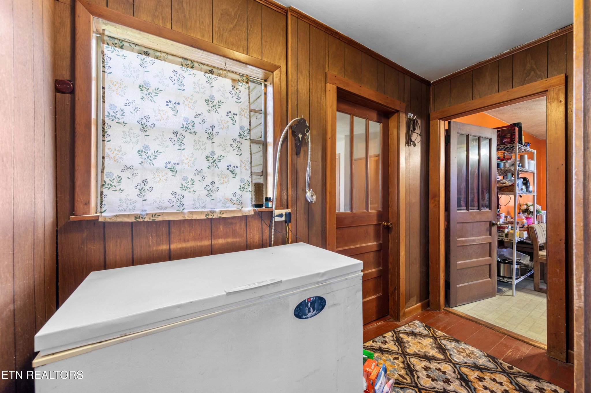 385 Hubbs Grove Road Maynardville, TN 37807 - Photo 18 of 33 a bathroom with a bathtub and a shower