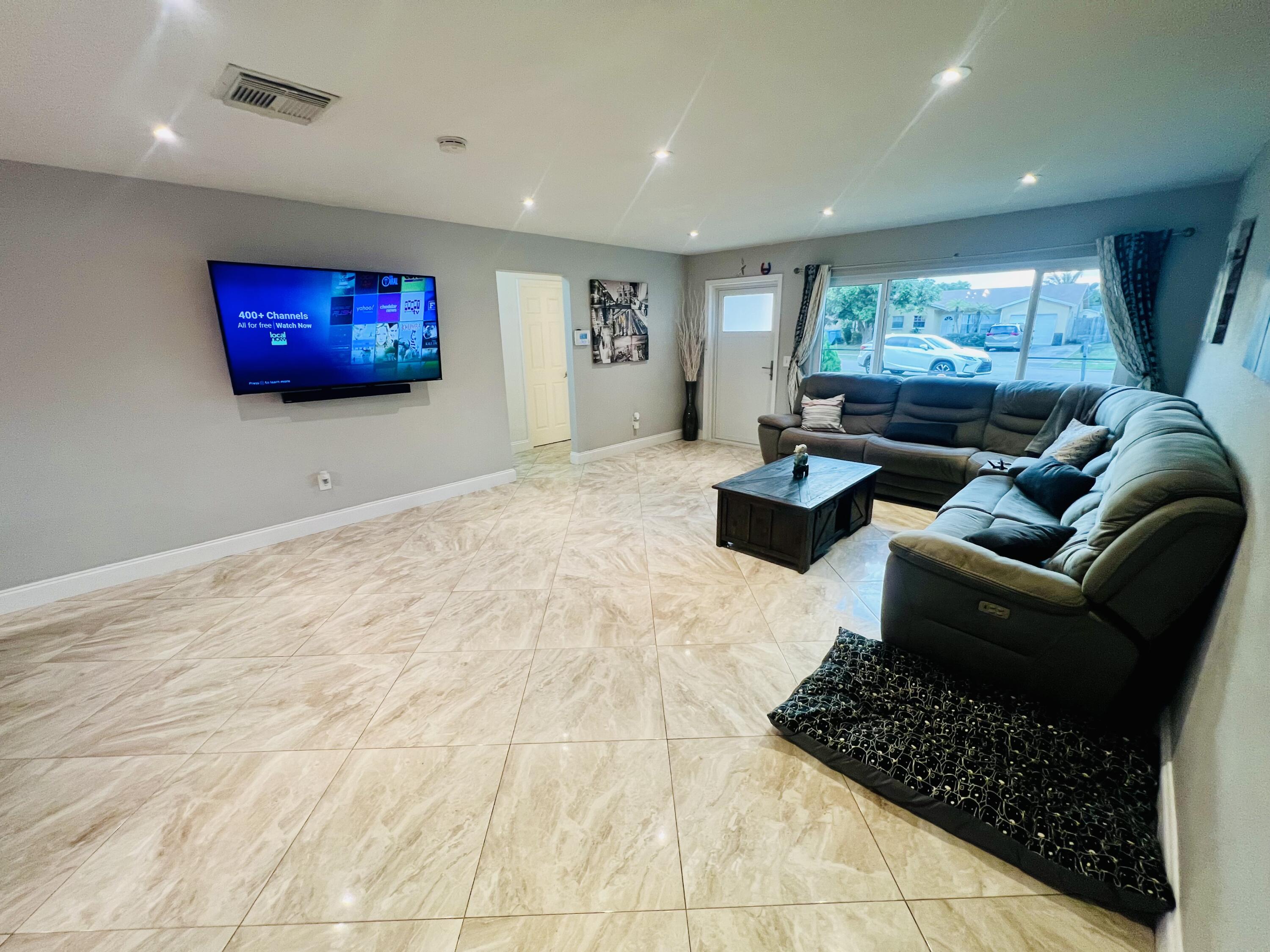 22744 Southwest 54th Way Boca Raton, FL 33433 - Photo 14 of 72 IMG_4101