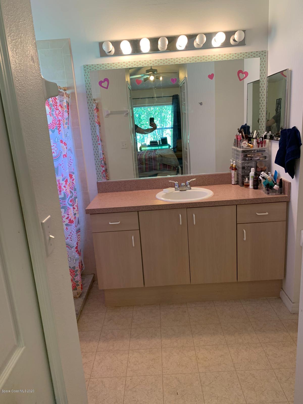 125 Tudor Road Southwest Palm Bay, FL 32908 - Photo 13 of 20 3c290874-5ce5-49a1-8faf-8b71858c6cc8