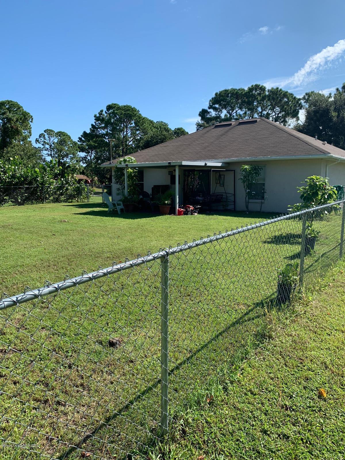 125 Tudor Road Southwest Palm Bay, FL 32908 - Photo 18 of 20 bcfdc9db-467b-4843-9a99-68e7feebd393
