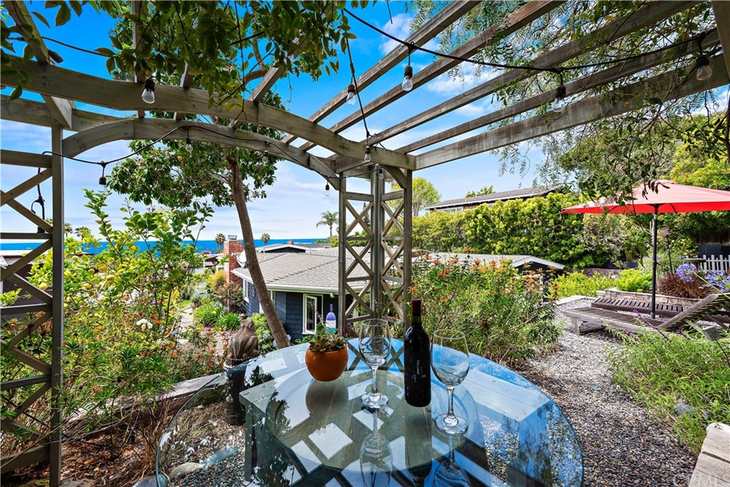 30852 Driftwood Drive Laguna Beach, CA 92651 - Photo 41 of 54 a outdoor view with sitting space