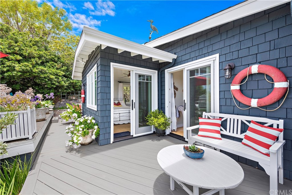 30852 Driftwood Drive Laguna Beach, CA 92651 - Photo 5 of 54 a backyard of a house with seating space
