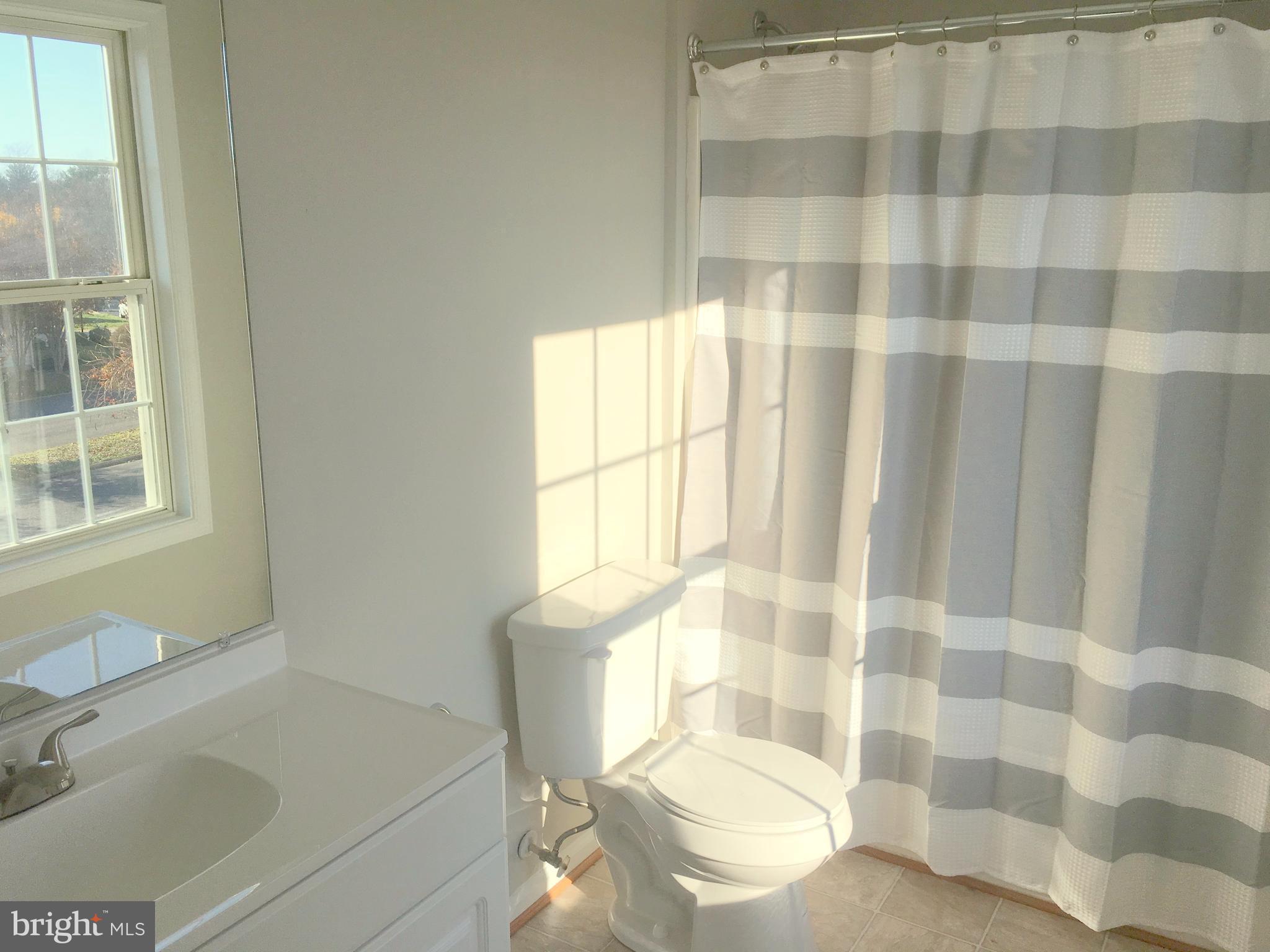 848 Ripplebrook Drive Culpeper, VA 22701 - Photo 8 of 16 Bath
