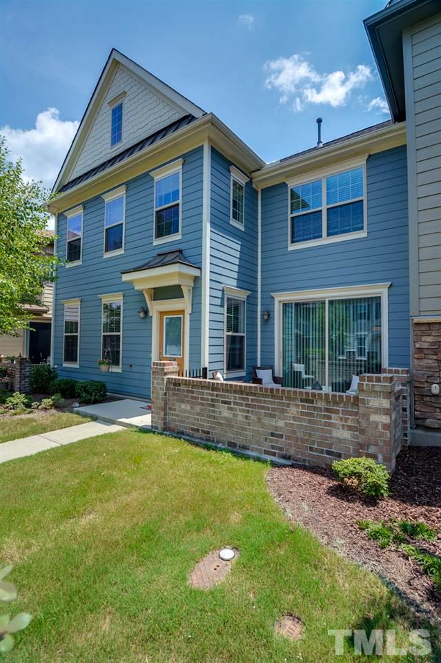 9302 Andalusia Walk Raleigh, NC 27617 - Photo 2 of 25 Gallery Image 2