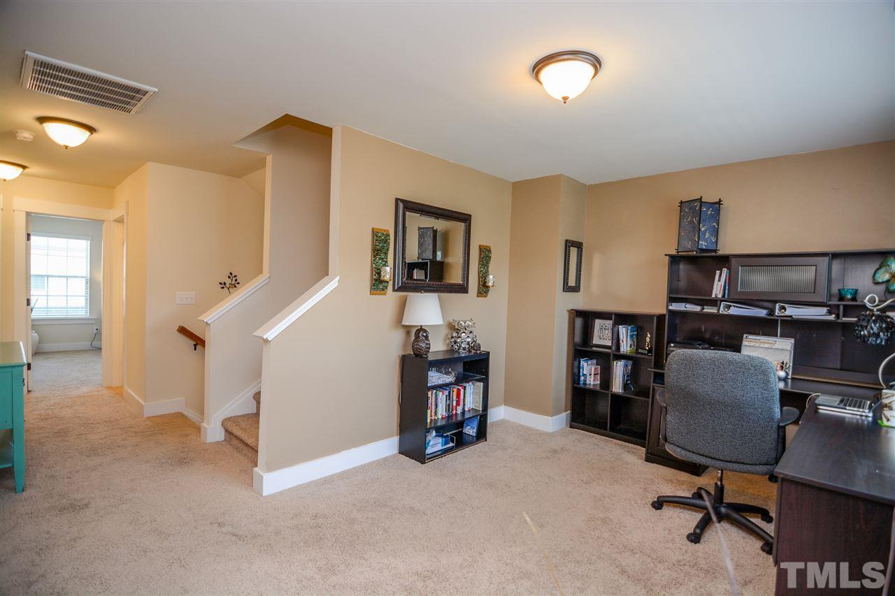 9302 Andalusia Walk Raleigh, NC 27617 - Photo 20 of 25 Gallery Image 20