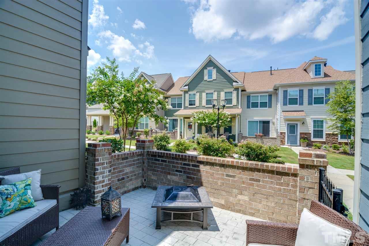 9302 Andalusia Walk Raleigh, NC 27617 - Photo 5 of 25 Gallery Image 5