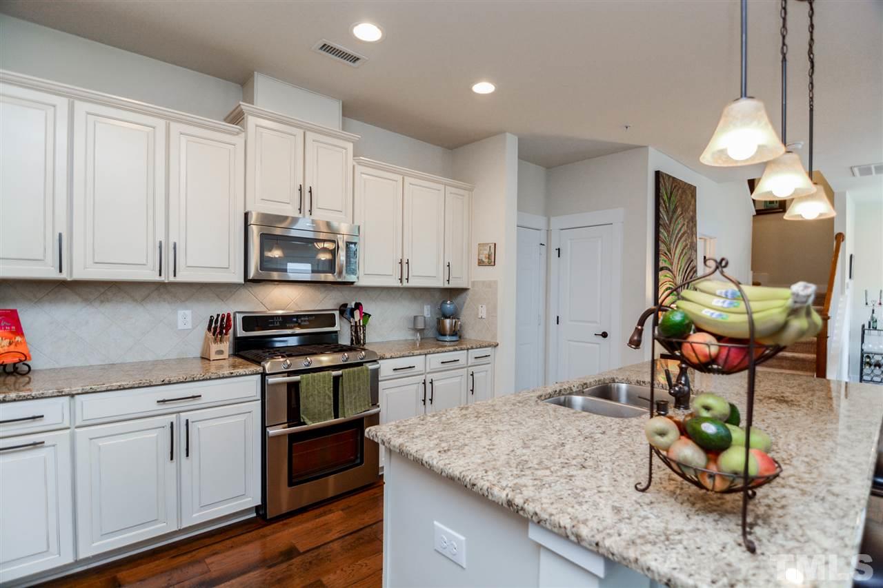 9302 Andalusia Walk Raleigh, NC 27617 - Photo 8 of 25 Gallery Image 8