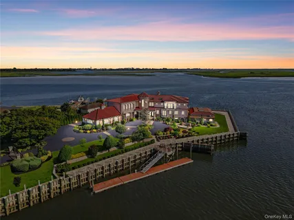 $6,500,000 | 1101 Harbor Road, Hewlett, NY 11557