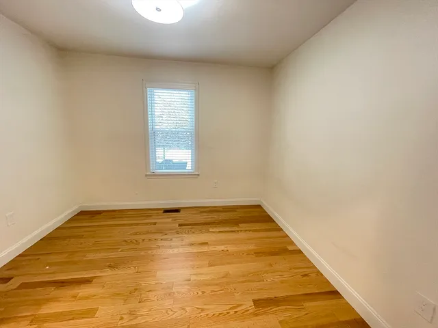 $2,800 | 95 Phillips Street, Unit 1, Methuen, MA 01844