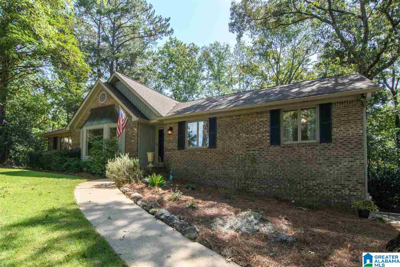 2029 Crossvine Road Birmingham, AL 35244 - Photo 1 of 48