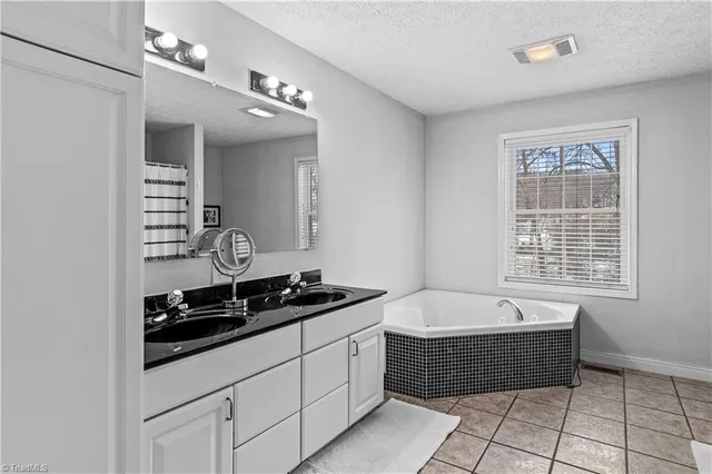 $450,000 | 1012 Tuckda Way, Hamptonville, NC 27020