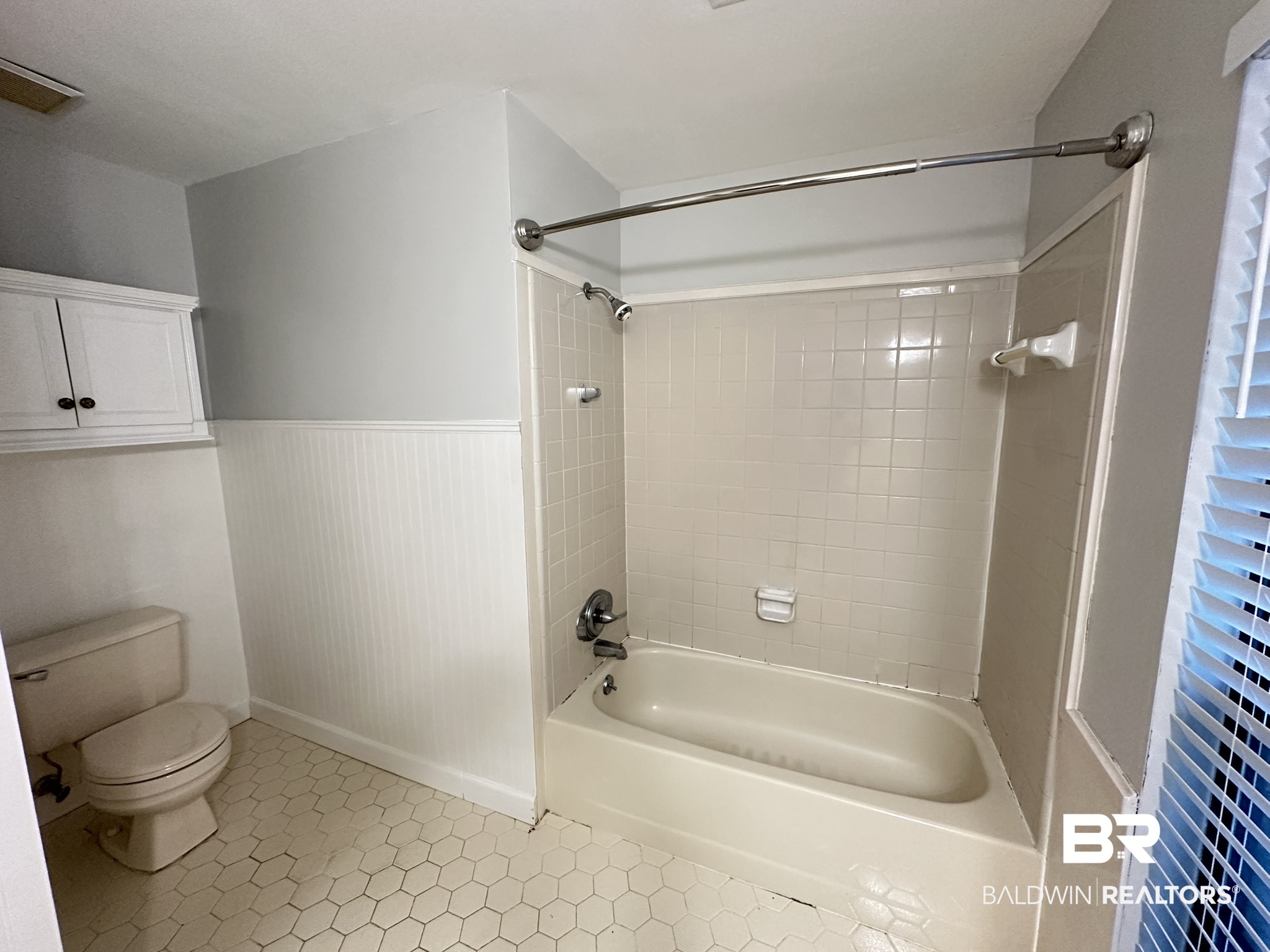 105 Dewitt Loop Daphne, AL 36526 - Photo 19 of 24 Primary Bathroom
