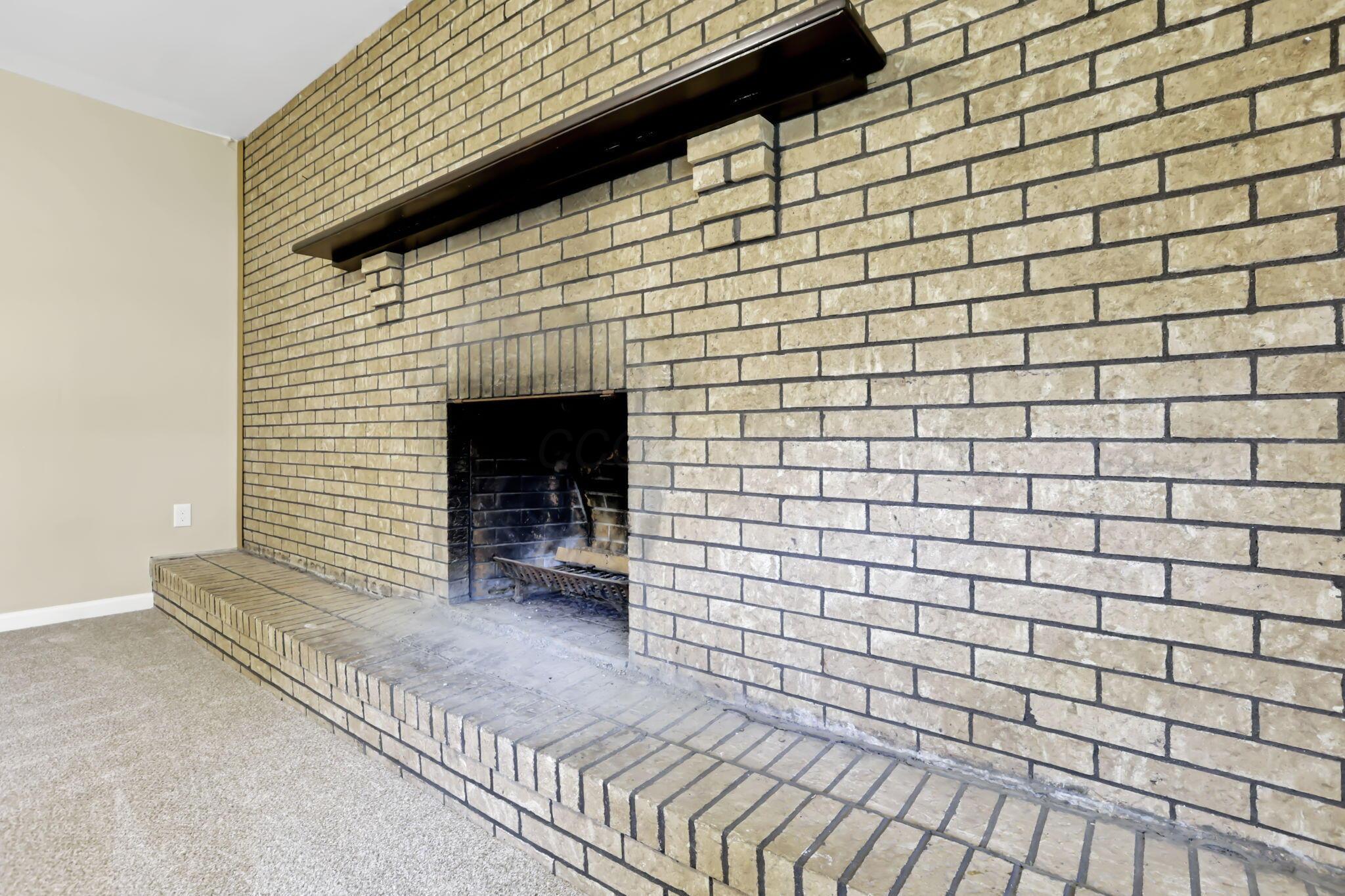 6365 Karl Road Columbus, OH 43229 - Photo 14 of 51 25-web-or-mls-939A9768