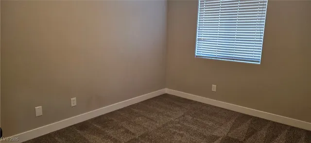 $2,200 | 6237 Capehart Falls Street, North Las Vegas, NV 89081