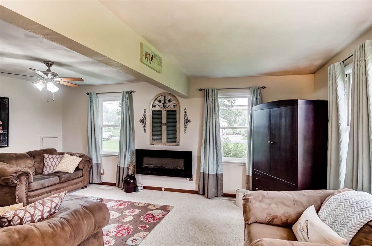 14827 Lima Road Fort Wayne, IN 46818 - Photo 5 of 36