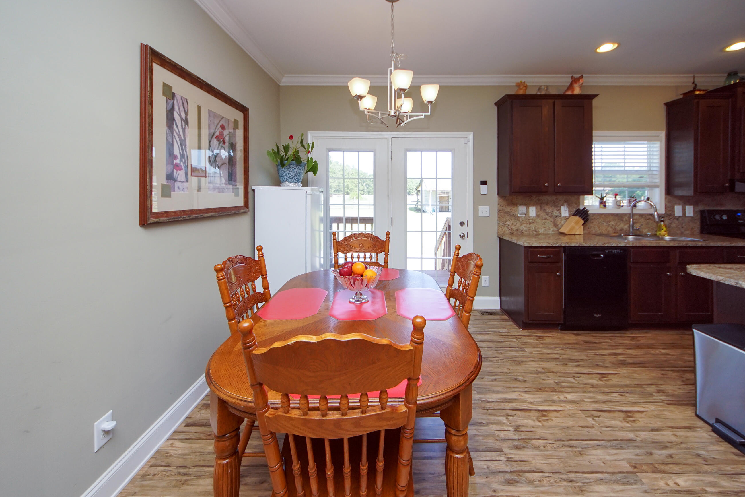 278 Campbell Road Ridgeville, SC 29472 - Photo 11 of 59 Eat-in Kitchen