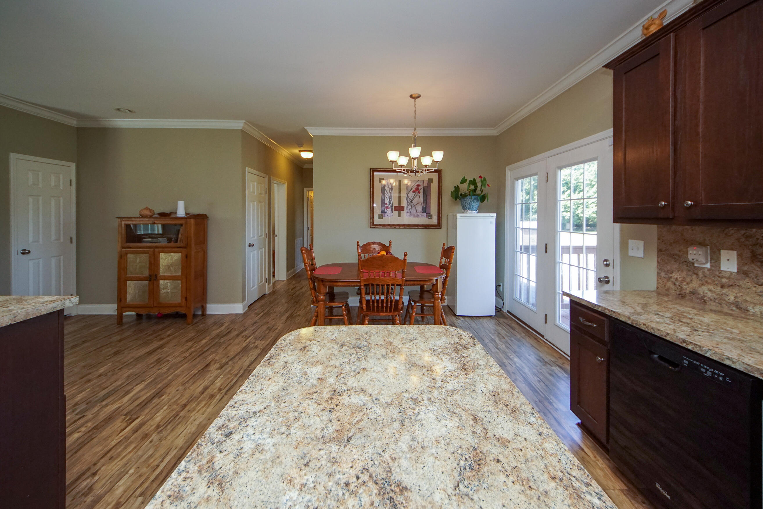 278 Campbell Road Ridgeville, SC 29472 - Photo 13 of 59 Eat-in Kitchen