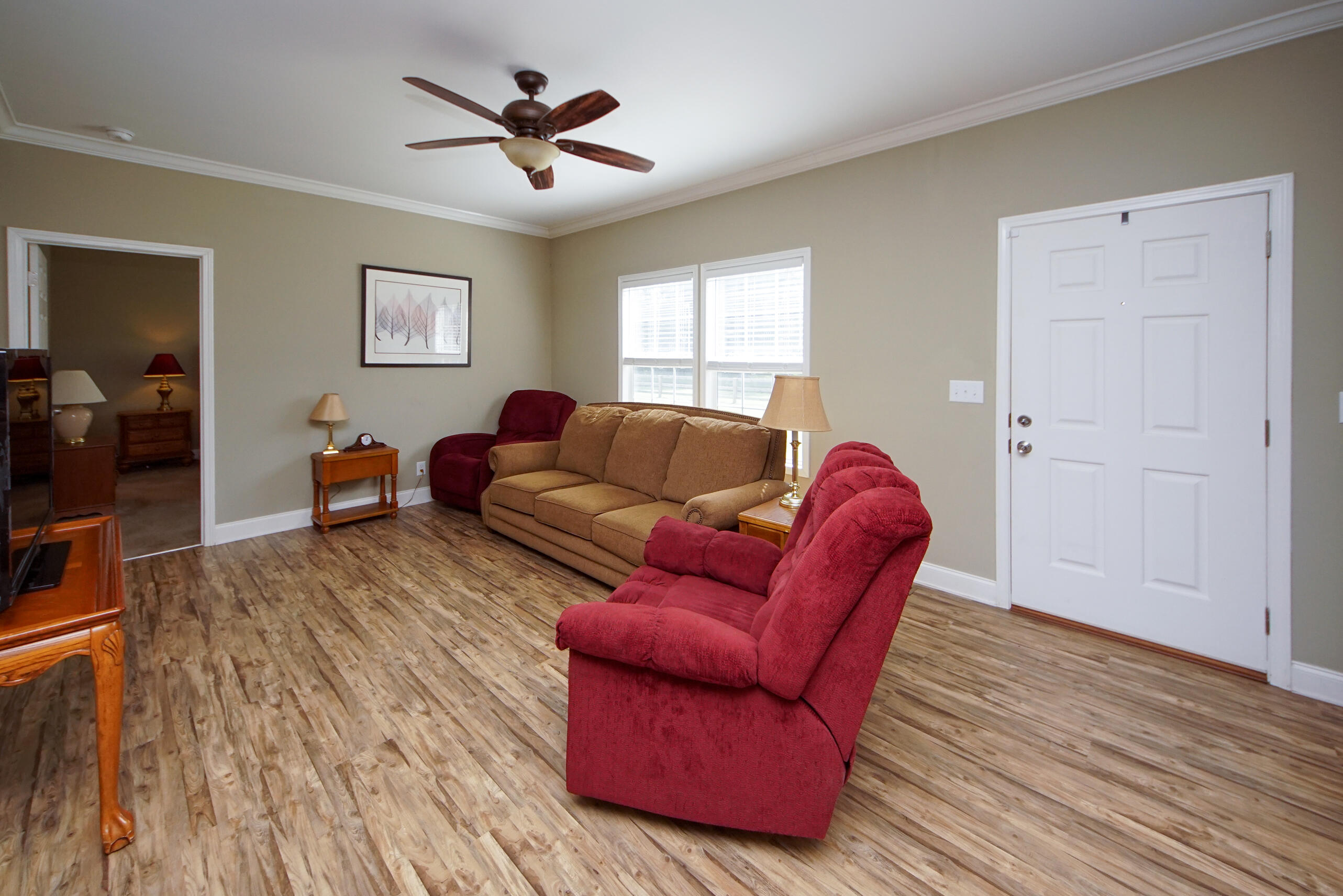 278 Campbell Road Ridgeville, SC 29472 - Photo 6 of 59 Living Room