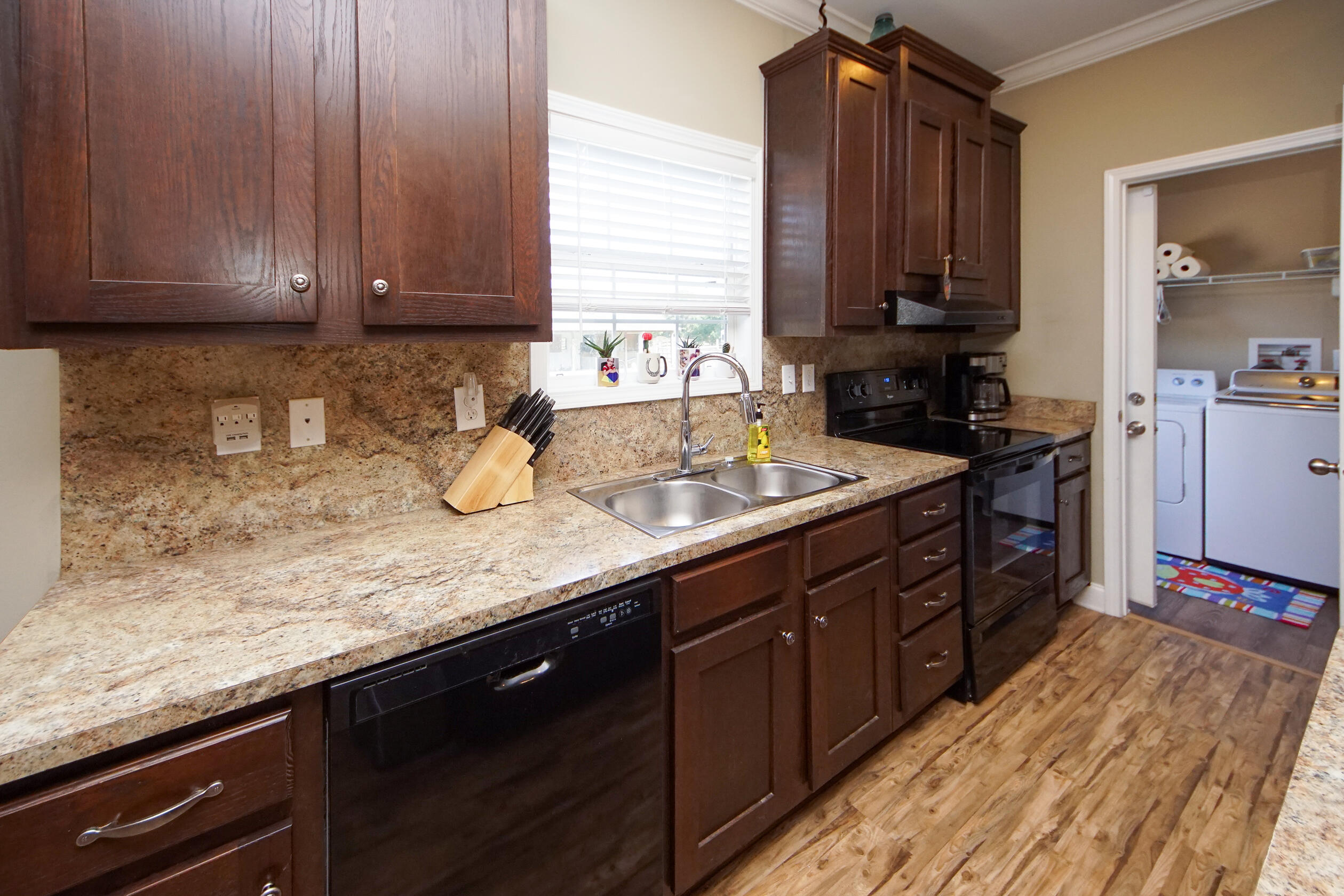 278 Campbell Road Ridgeville, SC 29472 - Photo 10 of 59 Kitchen