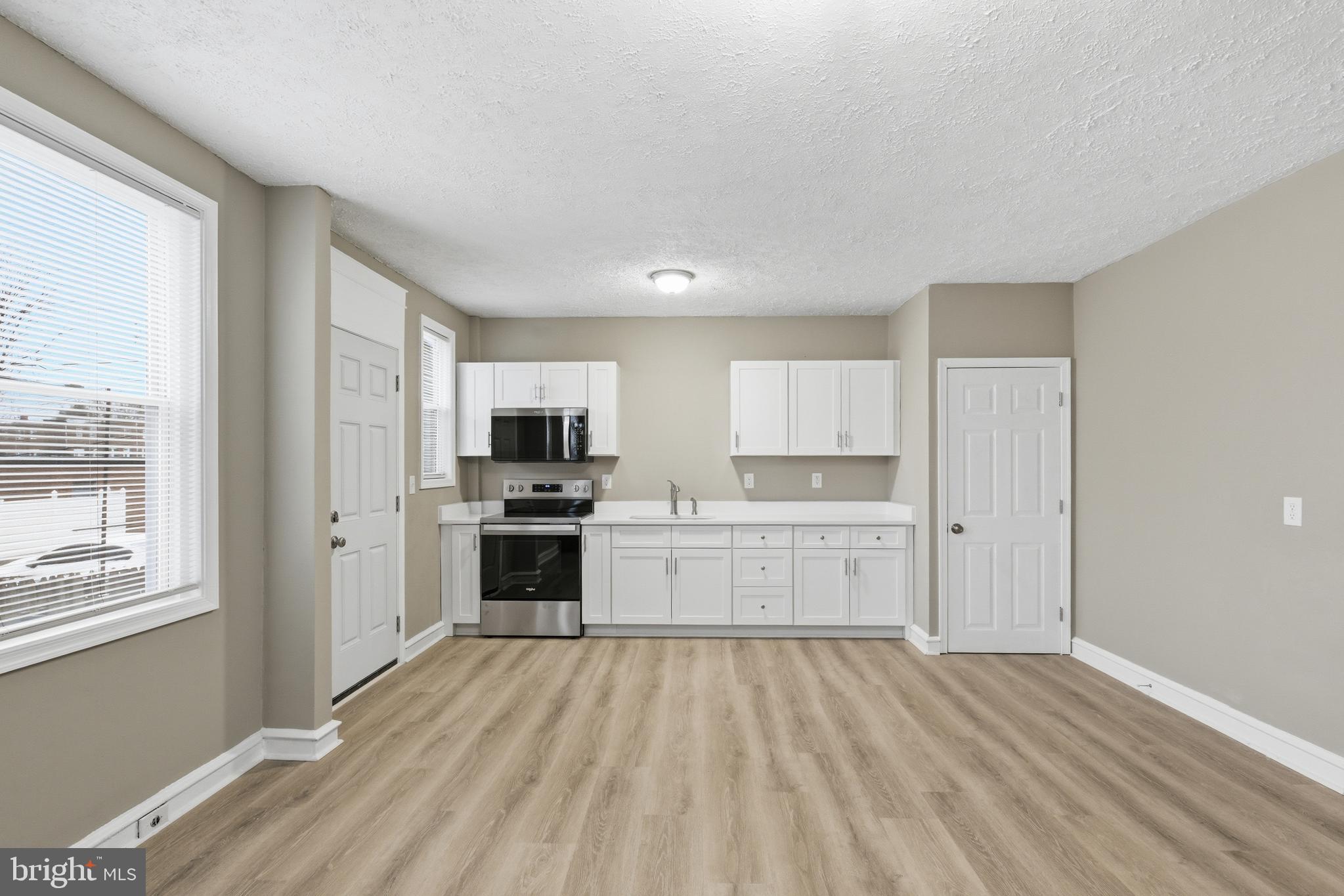 3502 Erdman Avenue Baltimore, MD 21213 - Photo 8 of 27