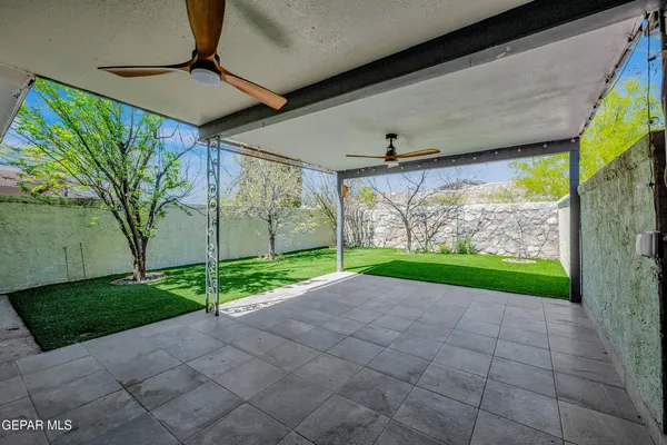 a view of a backyard with garden