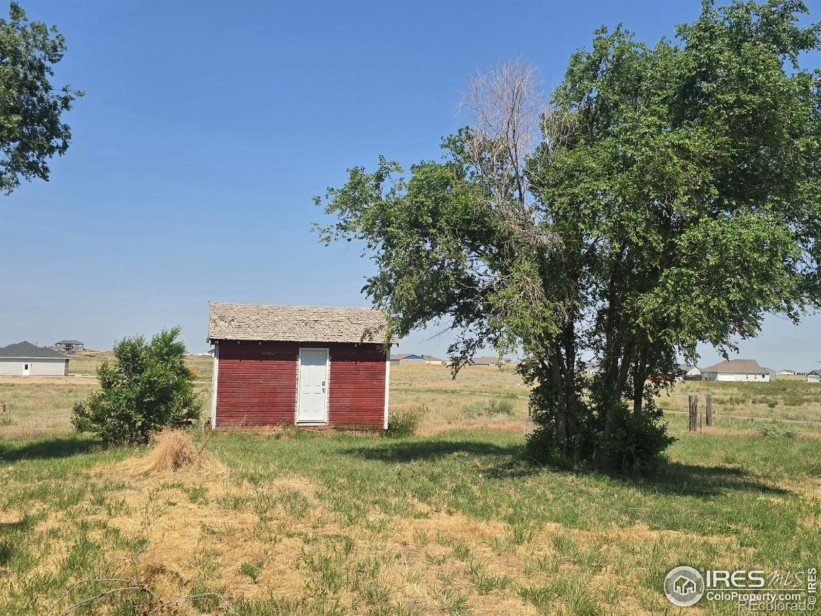7926 County Road Wiggins, CO 80654 - Photo 6 of 27 Gallery Image 6