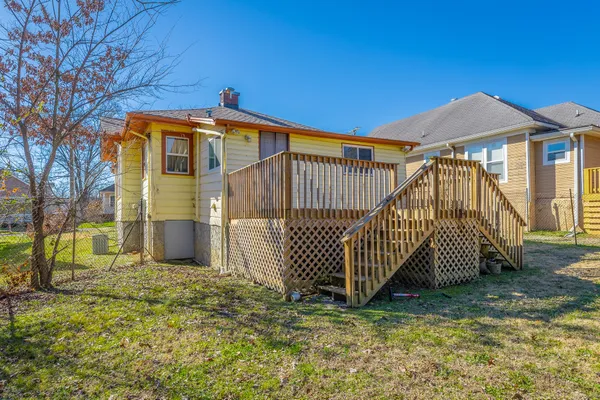$1,800 | 2107 Oak Street, Chattanooga, TN 37404