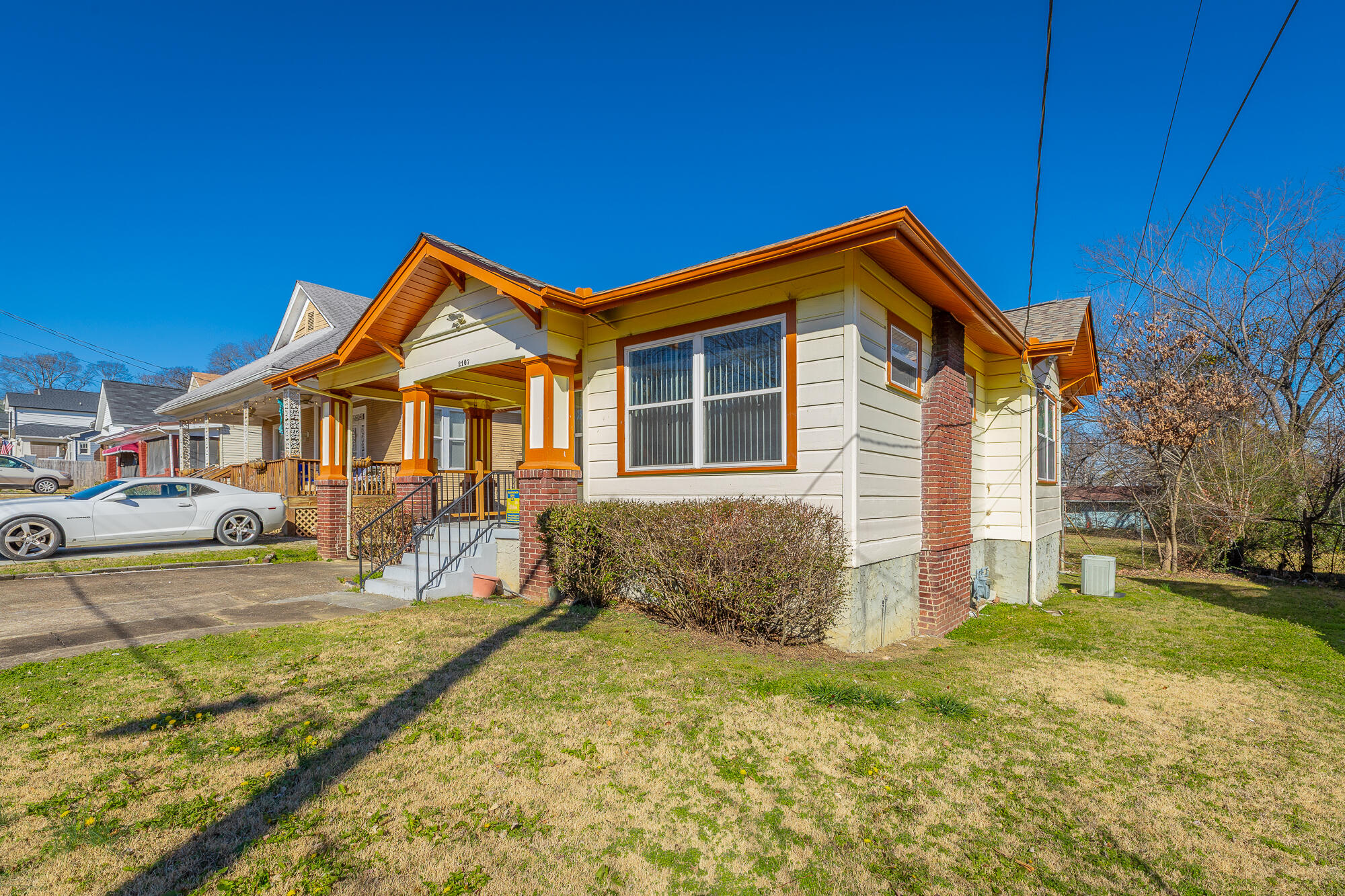 2107 Oak Street Chattanooga, TN 37404 - Photo 2 of 23 2107 Oak Street HD-8