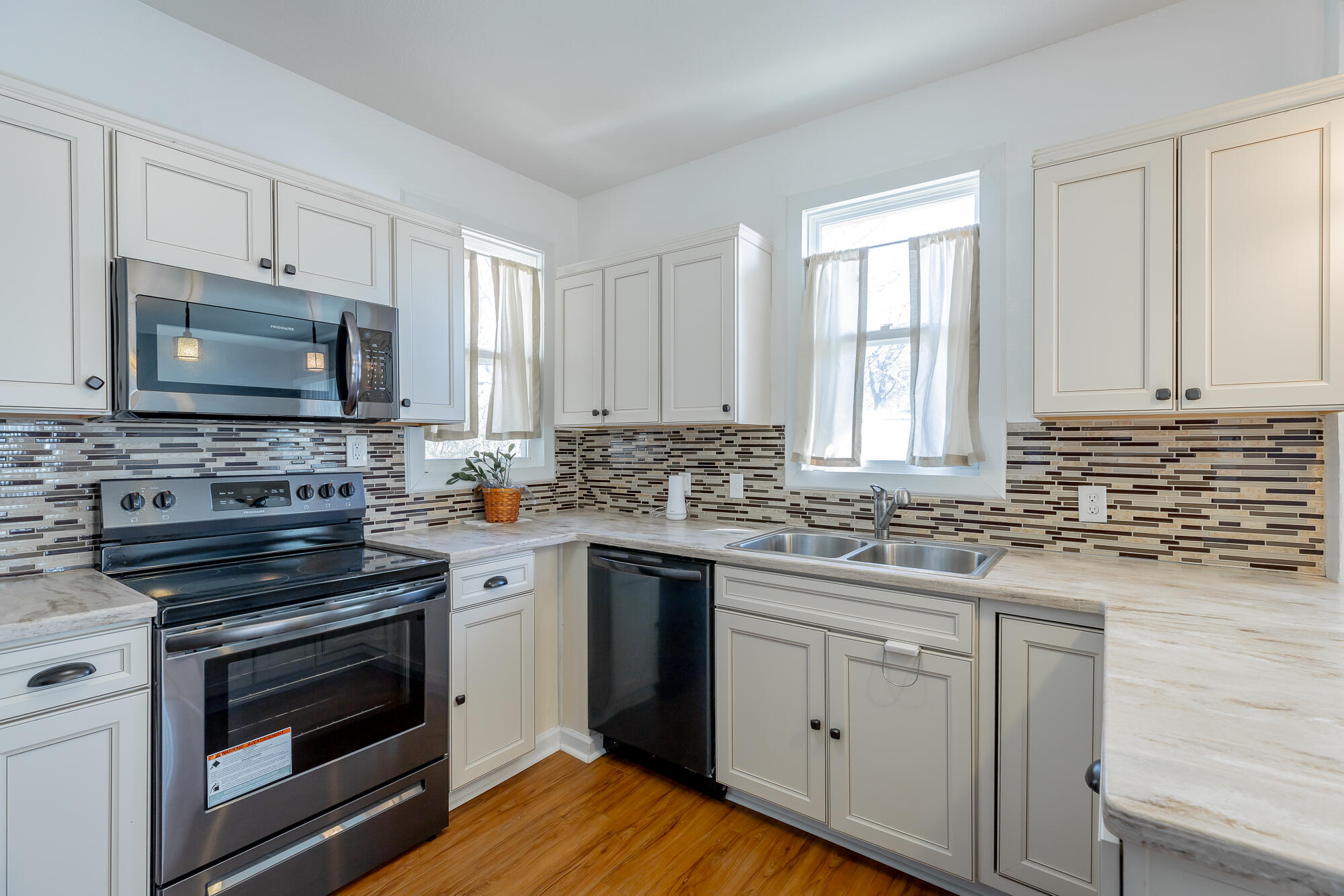 2107 Oak Street Chattanooga, TN 37404 - Photo 9 of 23 2107 Oak Street HD-35