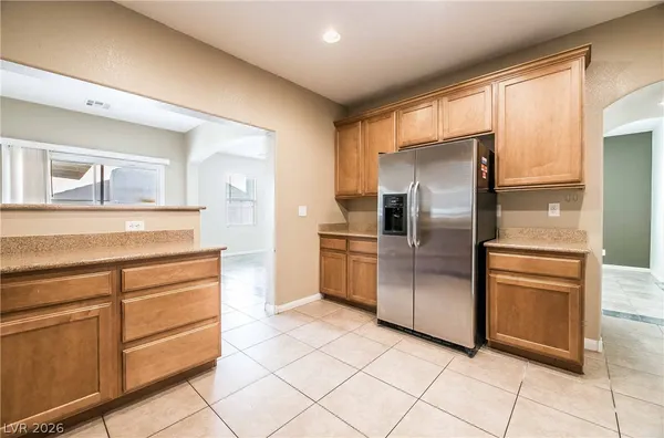 $2,000 | 7956 North Kelburn Hill Street, Las Vegas, NV 89131