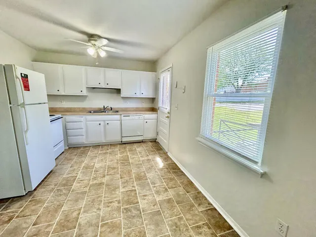 $660,000 | 2161 Mulberry Street, Unit 2161 2163 2165 2167, Salem, VA 24153