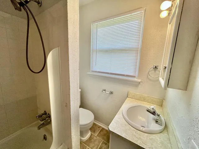 $660,000 | 2161 Mulberry Street, Unit 2161 2163 2165 2167, Salem, VA 24153