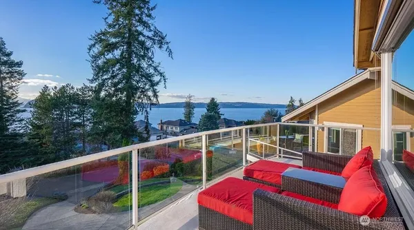 $5,800 | 10601 Marine View Drive, Mukilteo, WA 98275