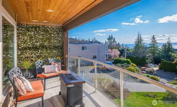 $5,800 | 10601 Marine View Drive, Mukilteo, WA 98275