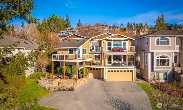 $5,800 | 10601 Marine View Drive, Mukilteo, WA 98275