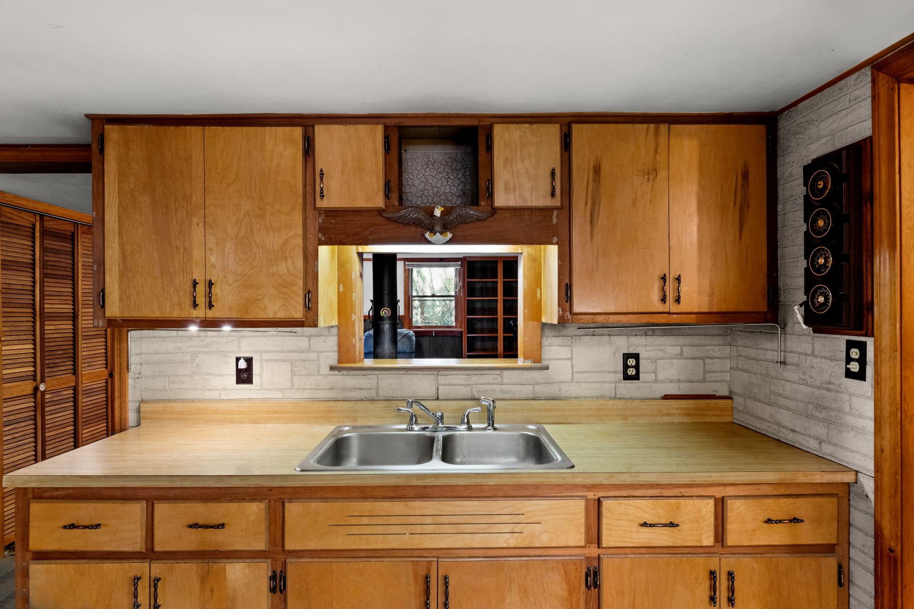 23 Pleasant Bay Road Ferrisburgh, VT 05473 - Photo 12 of 31 Gallery Image 12