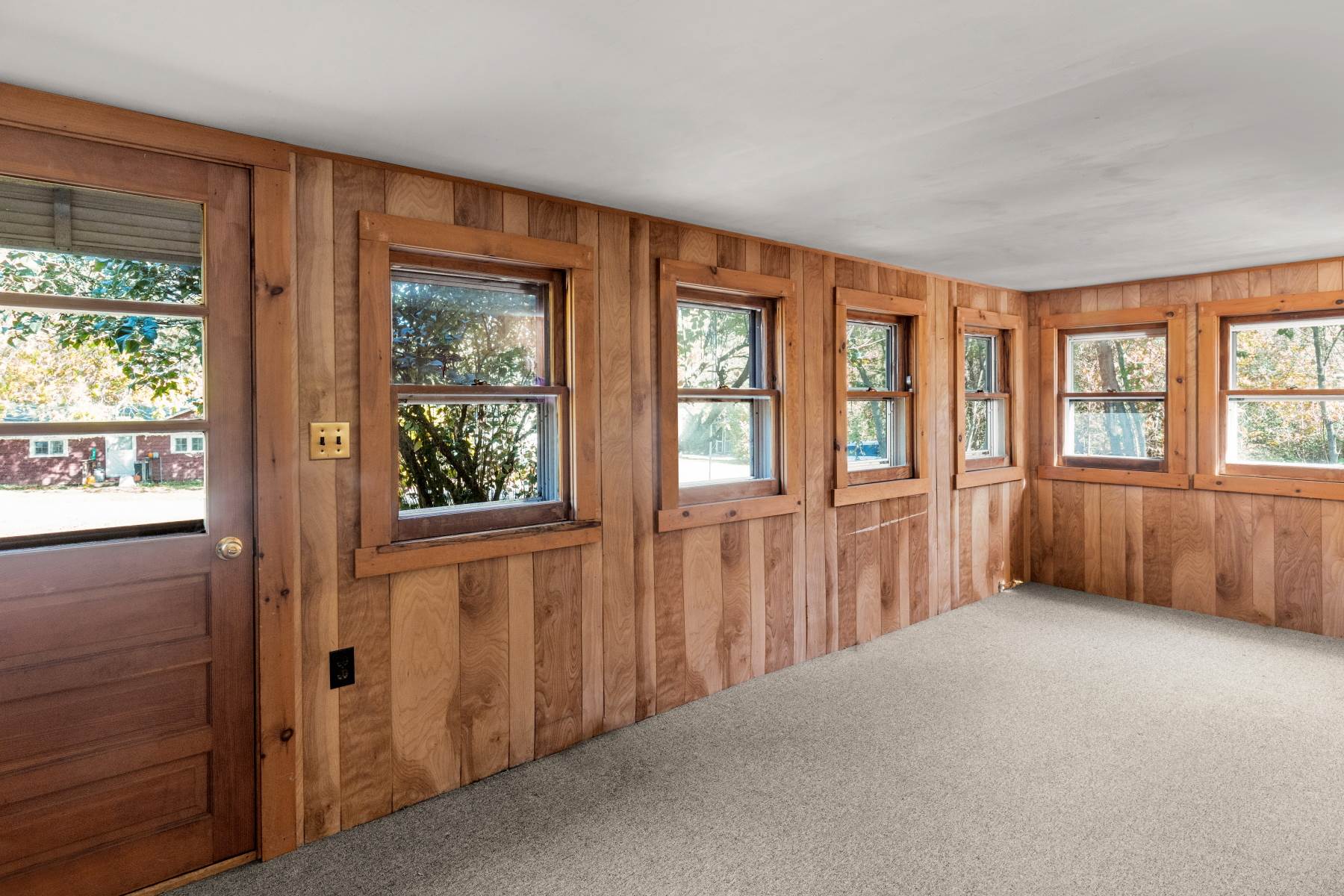 23 Pleasant Bay Road Ferrisburgh, VT 05473 - Photo 7 of 31 Gallery Image 7
