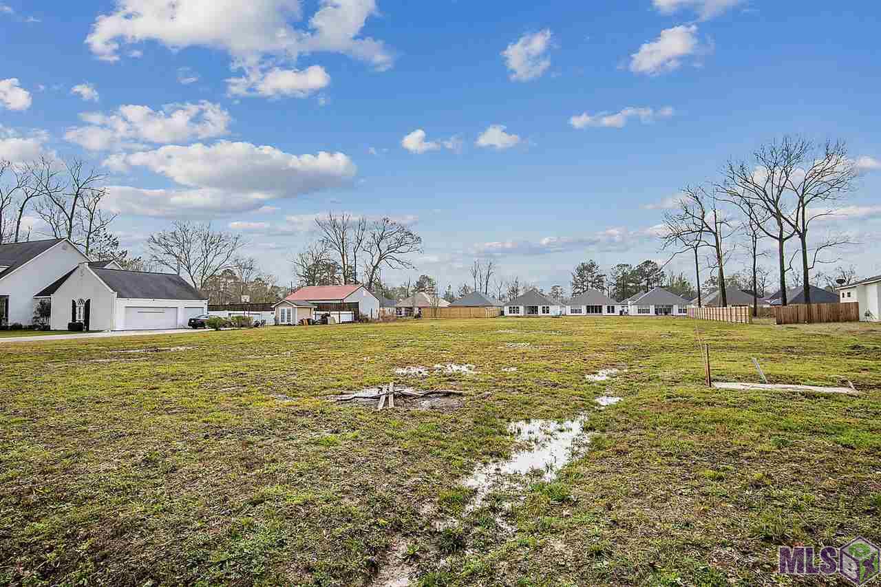 16530 Spiller's Way Baton Rouge, LA 70817 - Photo 3 of 9 Gallery Image 3