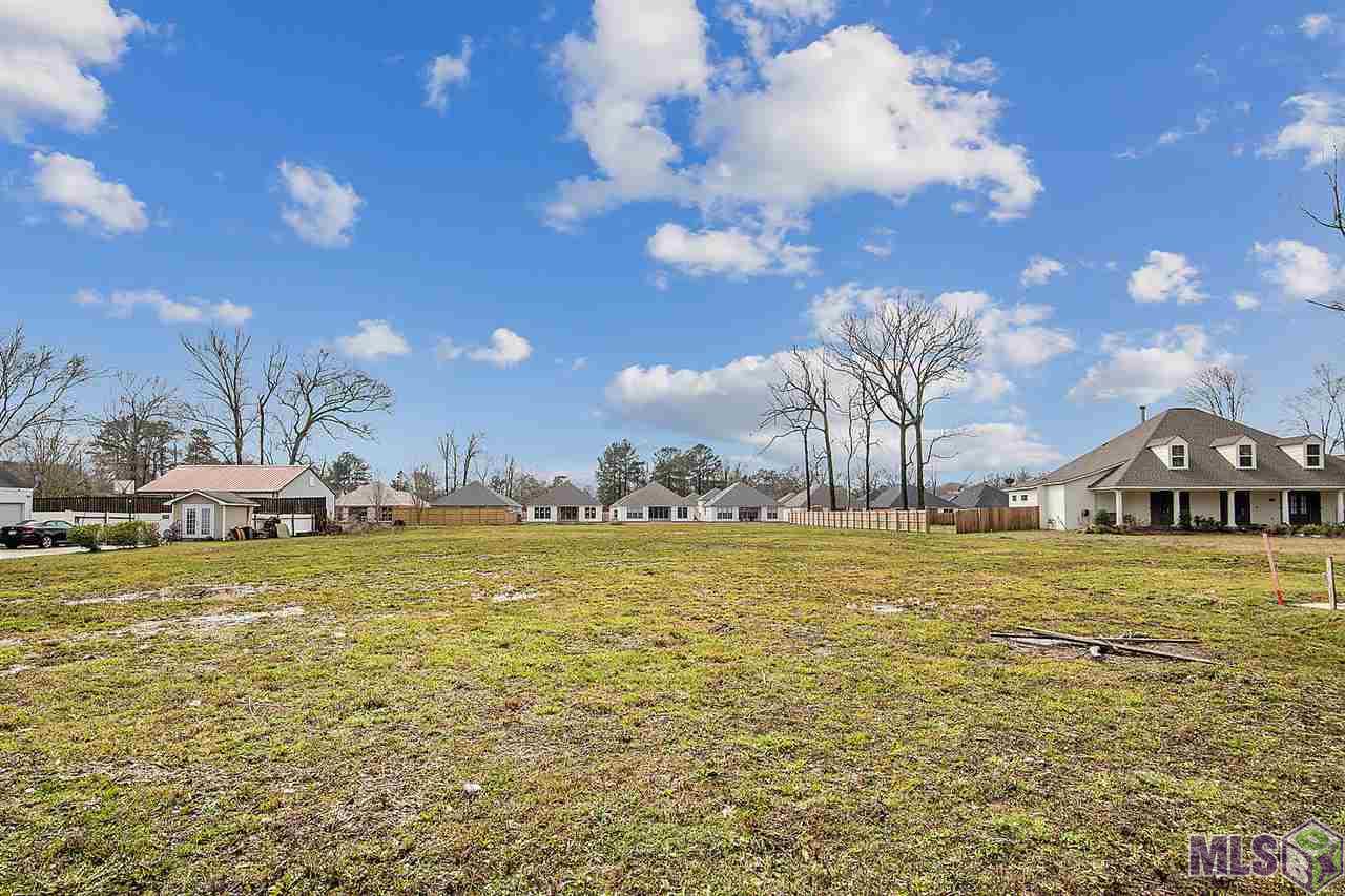 16530 Spiller's Way Baton Rouge, LA 70817 - Photo 4 of 9 Gallery Image 4