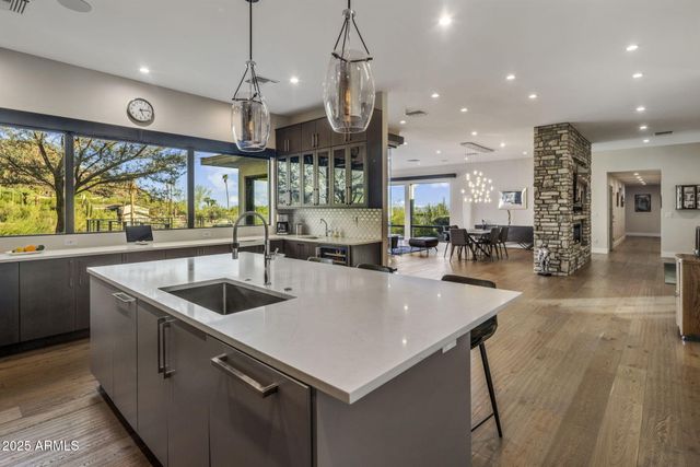 $3,400,000 | 4949 East Grandview Lane, Phoenix, AZ 85018