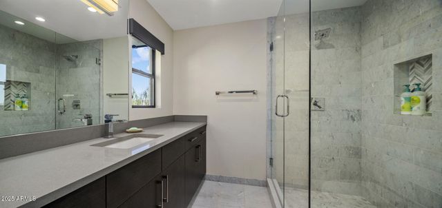 $3,400,000 | 4949 East Grandview Lane, Phoenix, AZ 85018