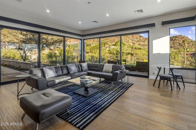 $3,400,000 | 4949 East Grandview Lane, Phoenix, AZ 85018