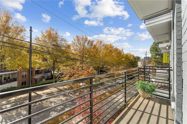 $2,500 | 1272 Longreen Terrace Northwest, Unit 4, Atlanta, GA 30318