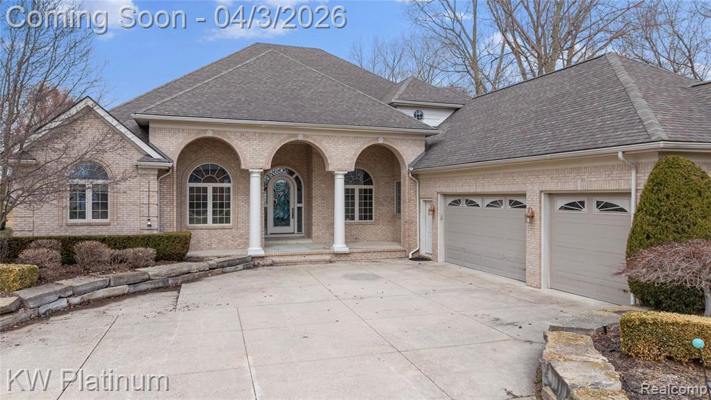 48877 Point Lakeview Street Chesterfield, MI 48047 - Photo 3 of 73