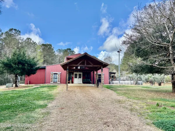 $415,000 | 7019 West Topisaw South, Summit, MS 39666