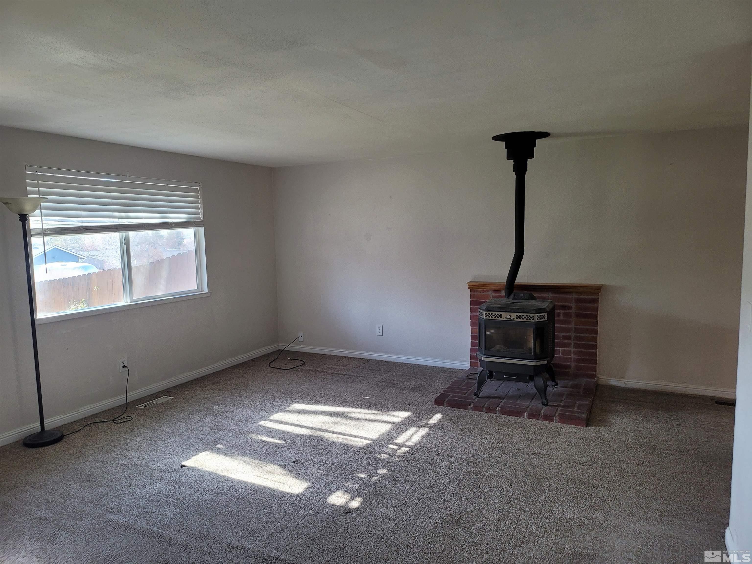 15030 Perlite Drive Reno, NV 89521 - Photo 6 of 27 Photo 6