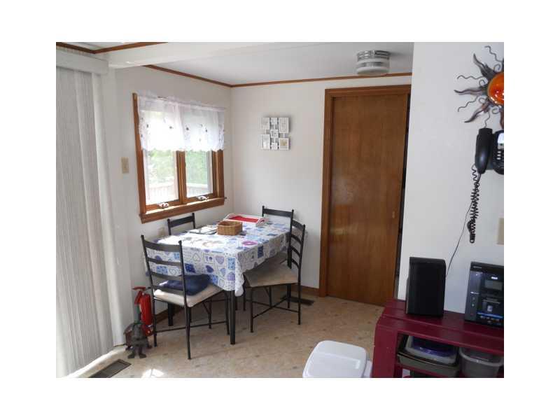 188 Main Road Islesboro, ME 04848 - Photo 7 of 16 Dining Room.