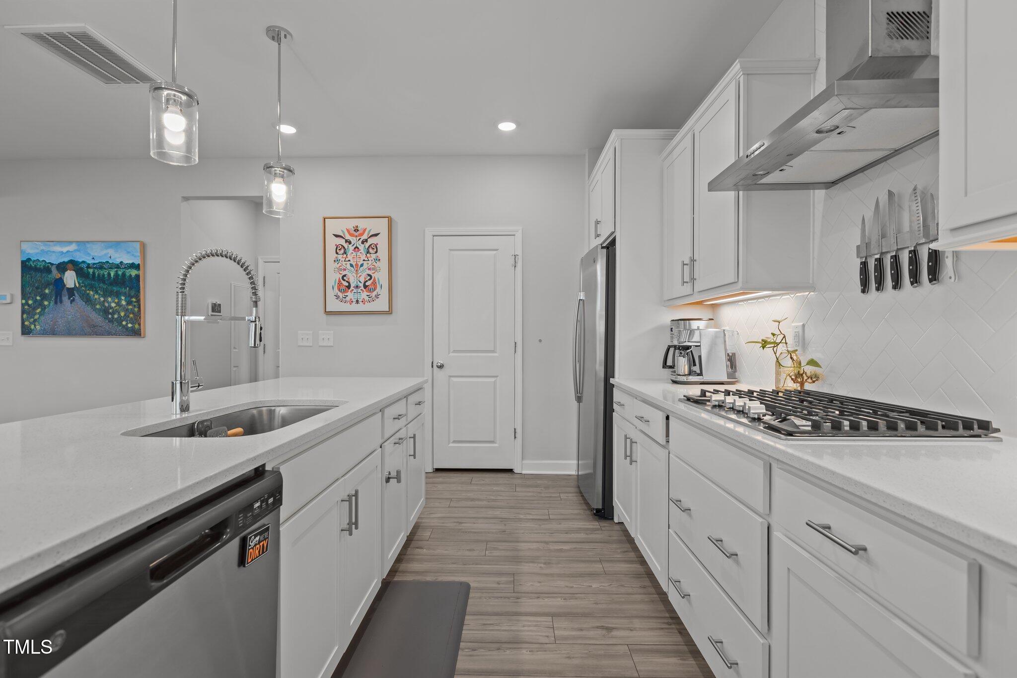 604 Craftsman Rdg Trail Knightdale, NC 27545 - Photo 17 of 38 18-web-or-mls-2N6A2403