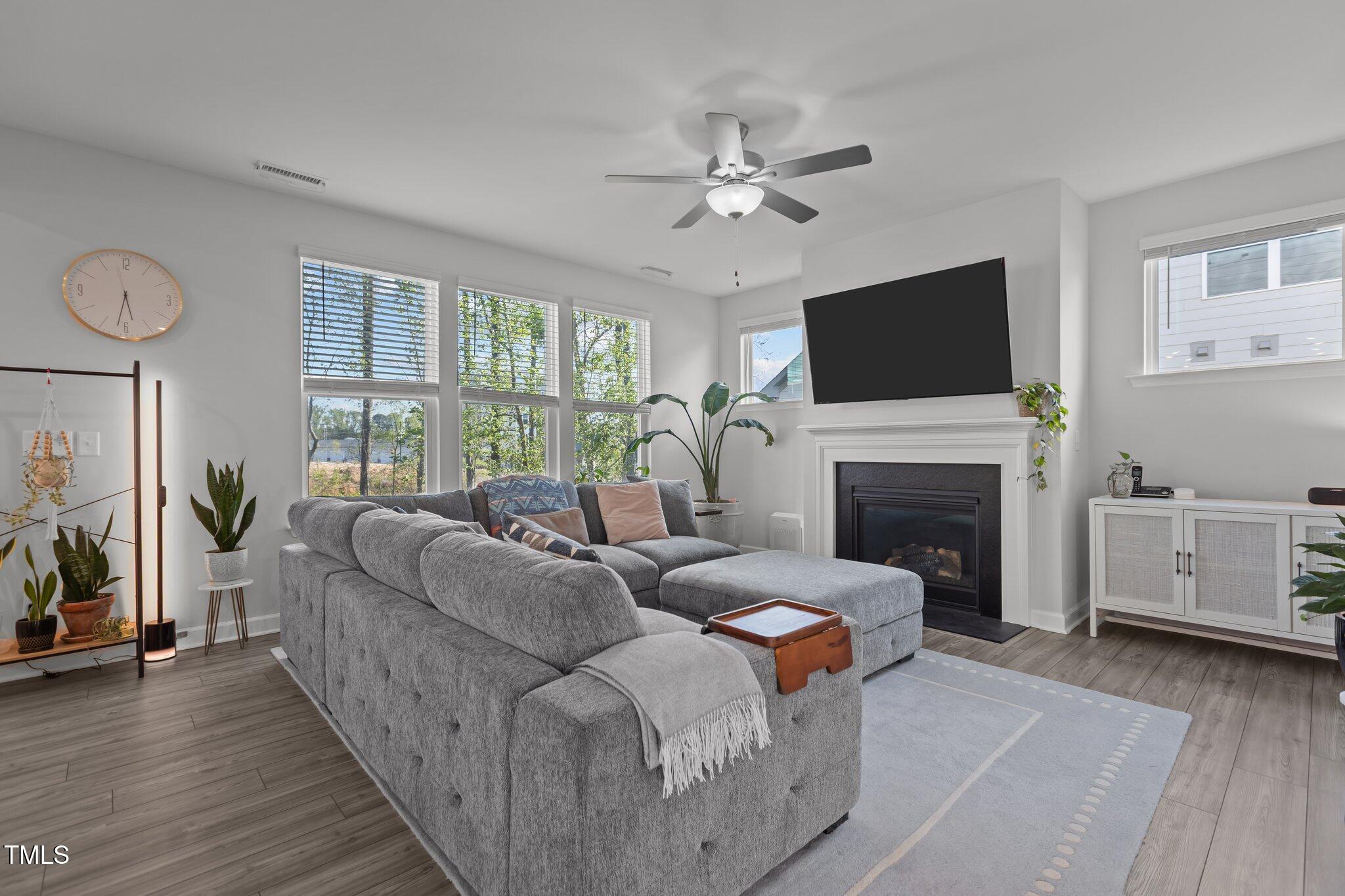 604 Craftsman Rdg Trail Knightdale, NC 27545 - Photo 10 of 38 10-web-or-mls-2N6A2379