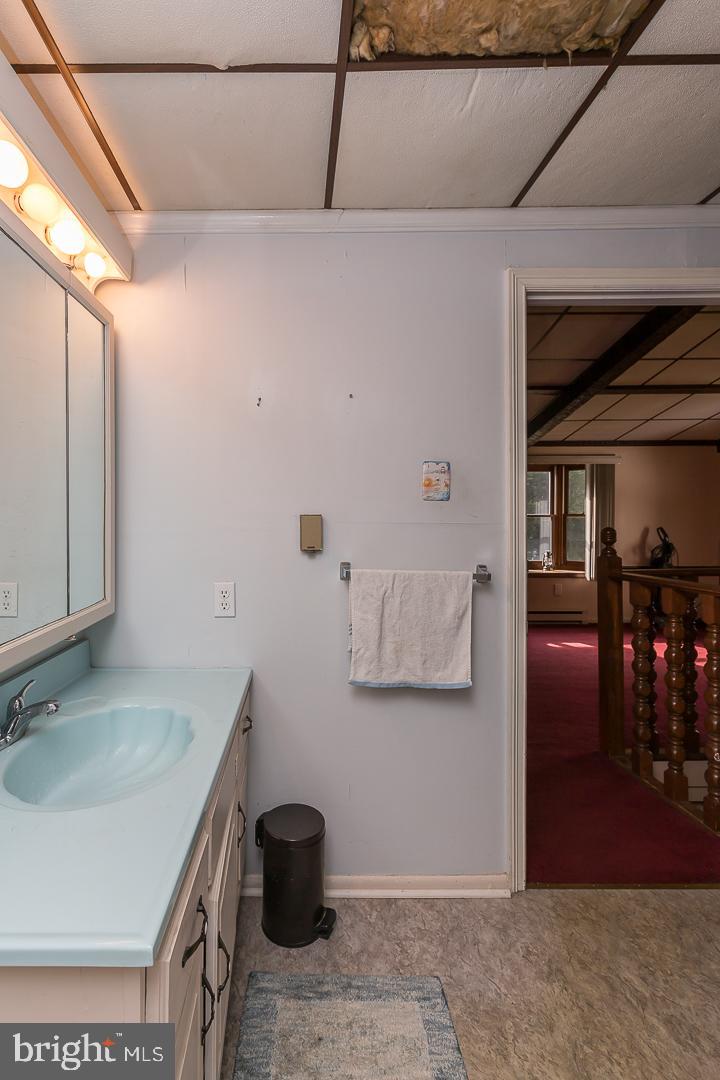 668 Mount Road Aston, PA 19014 - Photo 14 of 17